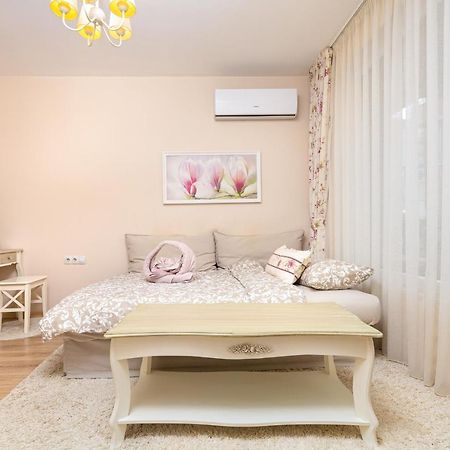 Bright & Cozy 1Bd Flat With A Terrace And Parking Lejlighed Plovdiv Eksteriør billede